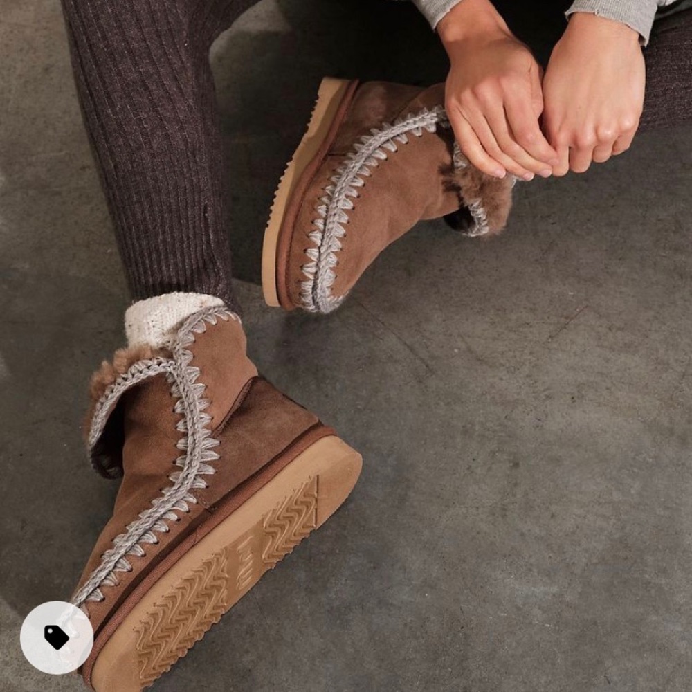 Mou Boots NWT size 39